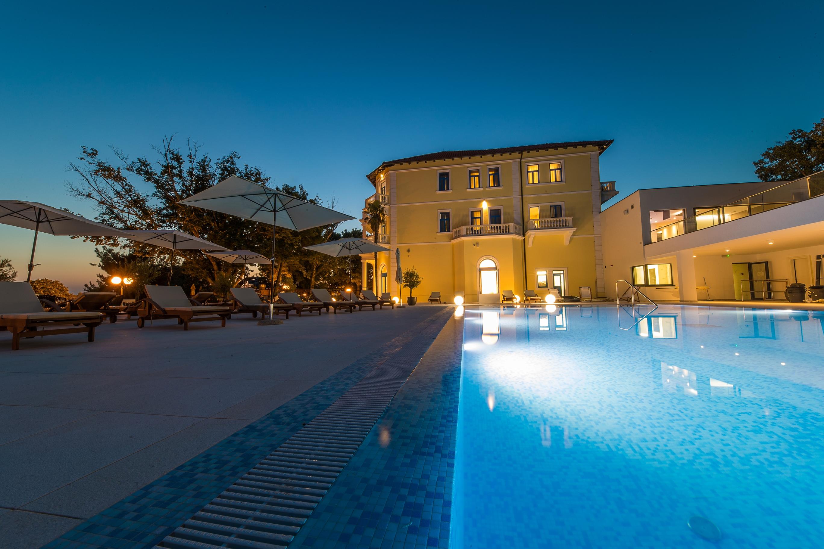 Boutique Hotel Esplanade (Adults Only) Crikvenica Ngoại thất bức ảnh